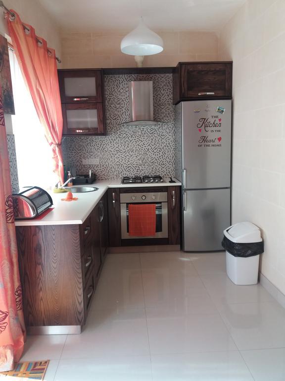 Gozo Holiday Apartment Айнсилем Экстерьер фото