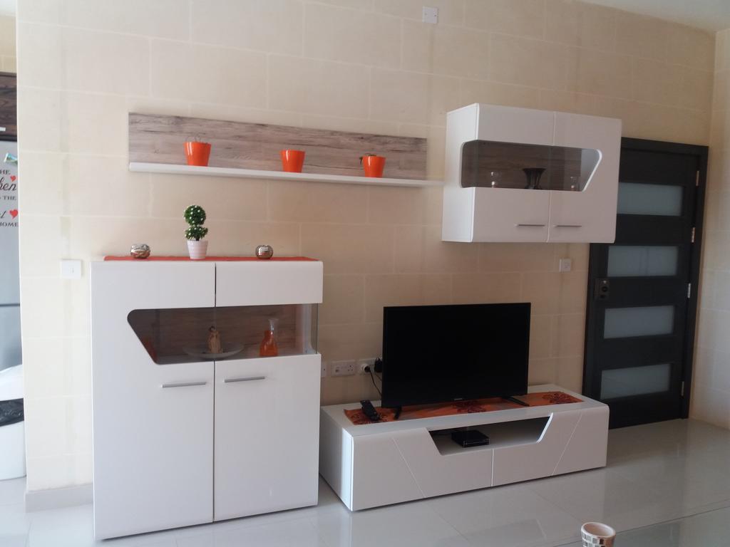Gozo Holiday Apartment Айнсилем Экстерьер фото
